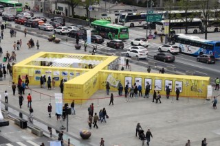 [Photo News] Koreans remember Sewol