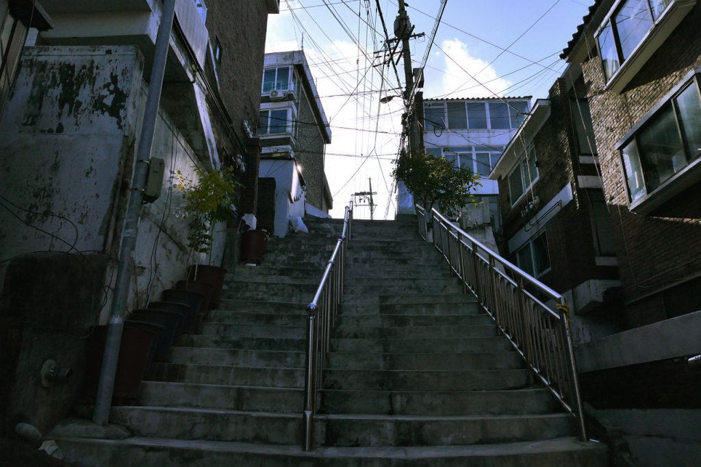 Stairs connecting to President Park's House Stairs in Ki-taek's village -Address: 3, Songijeong-ro 6-gil, Mapo-gu, Seoul