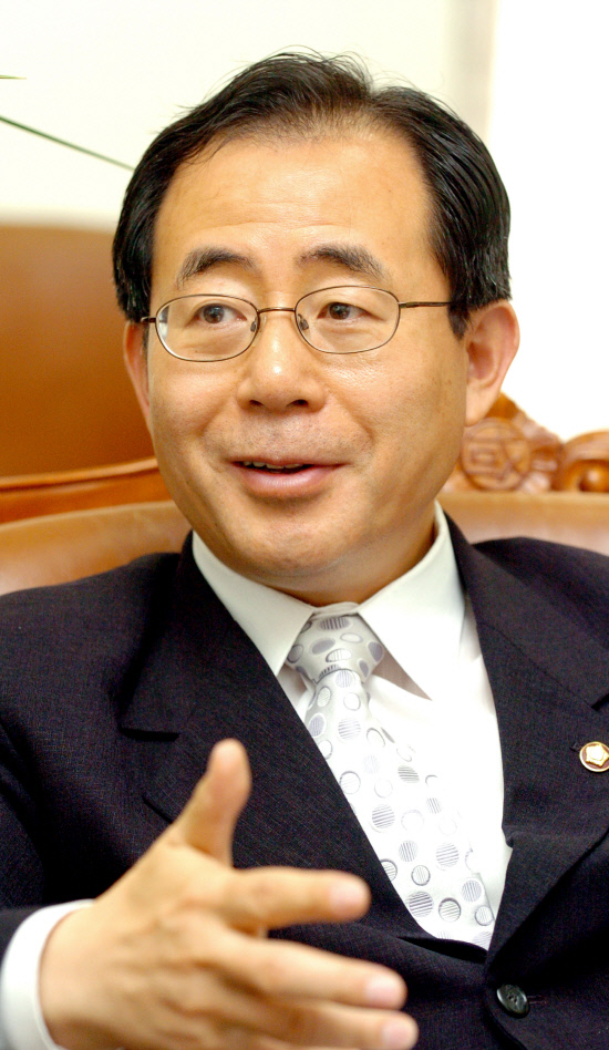 김성곤의원 사진
