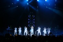 인피니트, ‘칼군무’ 유럽도 通했다 ‘런던-파리도 매진 임박’