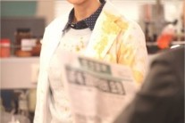 ‘미스코리아’ 송선미, 첫 등장부터 강렬..이성민에 짬뽕국물 세례 ‘굴욕’