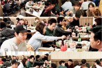 이선균 회식, ‘미스코리아’ 팀에 제주도 회 쐈다…‘훈훈’
