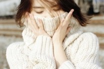 아이유, ‘금요일에 만나요’로 2013년 ‘유종의 미’