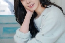 한지민 “김연아 선수 광팬, 무릎 꿇고 경기 볼 정도다”