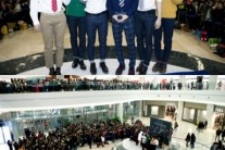 빅스 팬 사인회, 타임스퀘어 마비 ‘인기 실감’