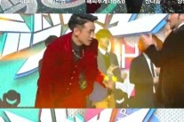 비, ‘뮤뱅’서 지상파 첫 1위 “다른말 필요없다, 열심히 할 것”