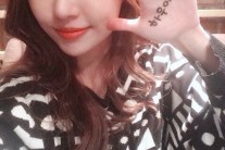 레이디제인, 에어플레인 신곡 내레이션 지원사격