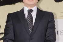 [이슈n뉴스]백윤식, 전 연인 K모 기자 관련 소송 취하