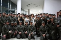 러쉬 위문공연, ‘군통령’ 입증…”군장병들 들썩”