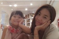 김진표 아내 윤주련  “딸과 함께 빛나네~”