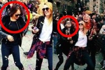 전 카라 멤버 니콜 근황…“옆의 금발 미녀는 누구?”