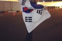 ‘예체능’ 줄리엔강, 이상화 경기 응원…“태극기 휘날리며”