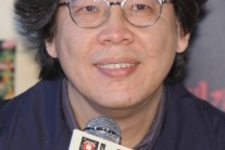 [이슈현장]박찬경 감독 “다큐멘터리와 드라마 형식 공존시킨 이유는..”