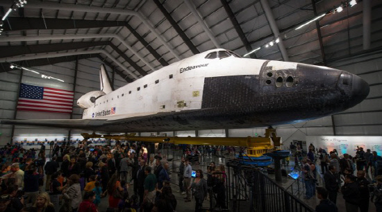 cali-science-center-space-shuttle-endeavour-e1371456270815