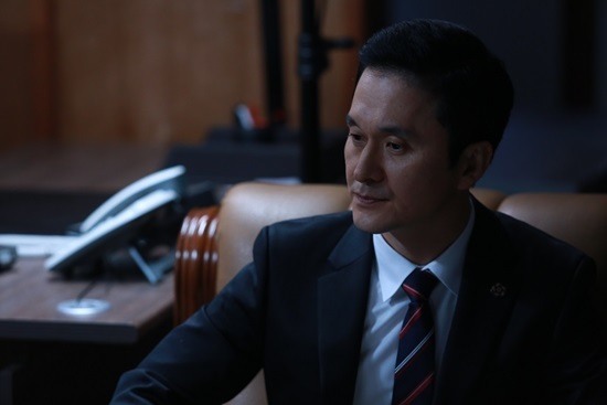 김은희 작가 드라마에 모두 출연한 배우.jpg | 인스티즈