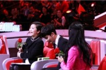 김수현 中 ‘최강대뇌’ 출연으로 최고 시청률 경신…도민준 효과?