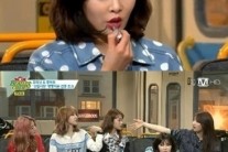 현아 태도 논란, 방송 도중 립스틱 바르고 엎드려!
