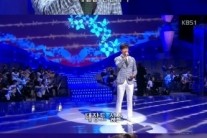 ‘제2의 나훈아’ 홍원빈, ‘삼팔선의 봄’으로 심금 울리다