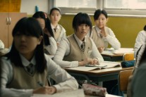 <영화 리뷰 - 한공주> “저는 아무것도 잘못한 게 없는데요”…소녀의 항변 들어준 세상은 없었다