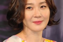 엄지원 오영욱 5월 결혼, 훈남 예비신랑은 ‘유명 건축가’
