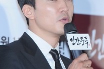 [이슈현장]‘인간중독’ 송승헌 “노출 신, 김대우 감독 한마디에 부담 덜어”