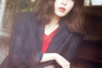 아이유, 오는 16일 자정 명곡 리메이크 앨범 ‘꽃갈피’ 발표