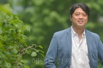 ‘피부색깔’ 전정식 감독 , ”입양도, 세월호 참사도 근본적으로 정부 잘못”