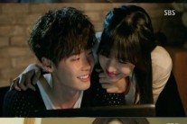 ‘닥터 이방인’ 1인 2역 진세연, 언제 빛날까