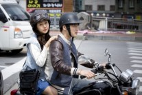 ‘트라이앵글’ 김재중-백진희, ‘달희커플’의 오토바이 로맨스