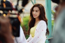 김희정, 엠파이어 신곡 ‘그런 애 아니야’ 뮤비..여주인공 참여