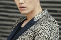 [이슈인터뷰]현빈 “‘역린’, 어렸을 때 즐겨먹던 종합사탕 같아”
