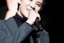 ‘드라큘라’ 김준수, 티켓 파워 넘어 ‘티켓 신화’..사이트 ‘서버 다운’