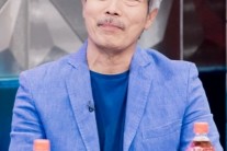 라디오스타 배철수, 윤하 피부 칭찬 “메이크업 안한 게 예뻐”