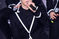 엑소 기자회견서 수호 크리스 사태 언급 “더 단단하게 뭉치게 됐다”