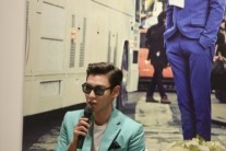 [이슈현장]탑 “전시회 개최? 신선하고 재미있을 것 같아 결정”