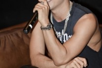 태양, 8일 ‘인기가요’로 컴백..지드래곤 지원사격