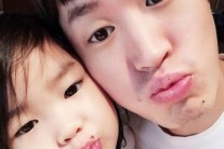 타블로-하루, 붕어빵 셀카 공개..닮아도 너무 닮은 ‘아빠와 딸’