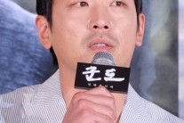하정우 “강동원, ‘군도’ 배우 중 가장 ‘상남자’ 성향 가졌다”