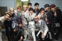 보이프렌드, 인피니트와 대기실 인증샷 ‘훈훈’