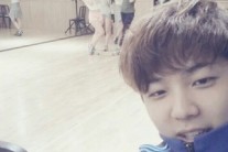 강민혁, AOA 연습실 습격 인증샷 “티저보고 반했잖아~”