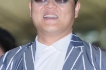 싸이, 월드컵 길거리 응원전 나서…’강남스타일’로 마무리