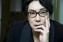 조진웅, 미쟝센 단편영화제 명예 심사위원…‘충무로 대세 인증’