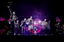 엑소, 중국을 은빛으로 물들이다!…中 단독콘서트 ‘성료’