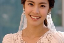 이윤지 “10년 지기 치과의사와 결혼”…소속사 공식 입장(전문)