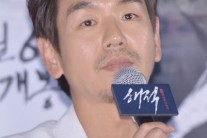 ‘해적’ 김태우 “이경영 선배, 어릴 때부터 존경하고 좋아해”