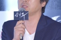 ‘해무’ 김윤석 “단팥빵의 단팥만 골라 먹은 느낌”