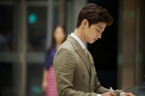 ‘잉여공주’ 송재림, 시크함 벗고 코믹허세남 연기 변신