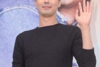 [이슈현장]조인성 “우리가 잘해서 잘 된다는 건방진 생각은 않는다”