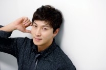 박건형, 오는 10월 20일 11살 연하 여친과 결혼