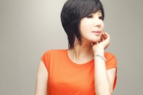 가수 니은 “죽을 만큼 열심히 노래하고 싶다”…신곡 ‘베사메무쵸’로 돌아와